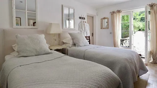 Villa Milefleure 그리모 0*,