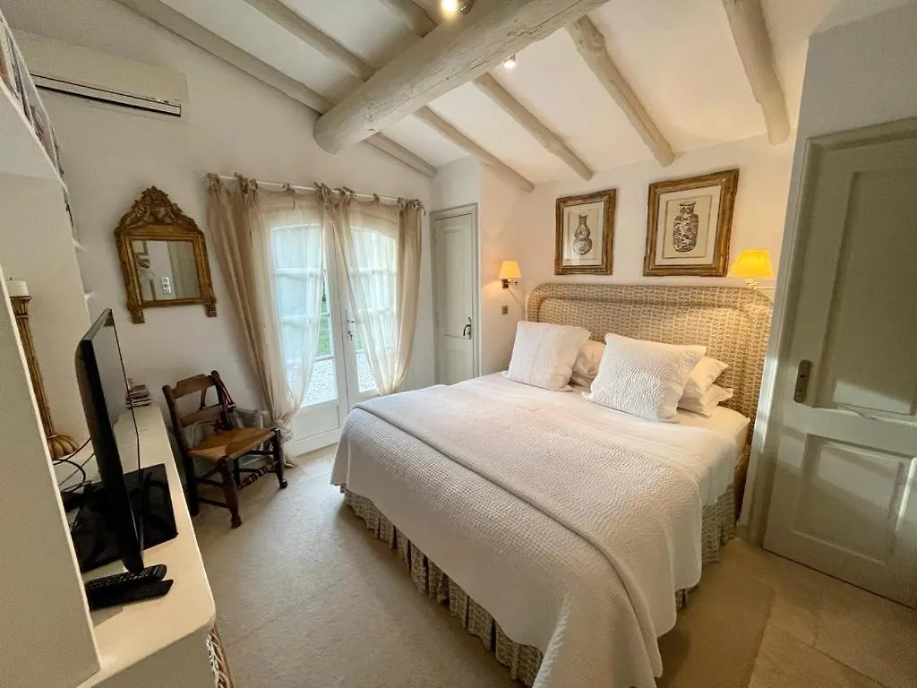Villa Milefleure 그리모