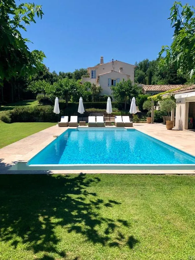 Villa Milefleure 그리모